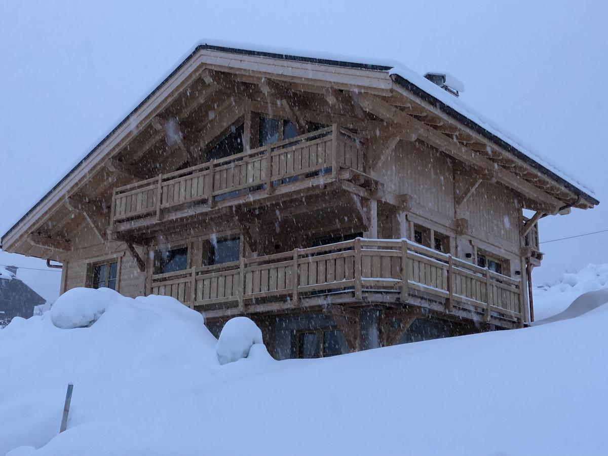 Chalet Nanook นอเทรอ-ดาม-เด-เบลล์คอมบ์ ภายนอก รูปภาพ