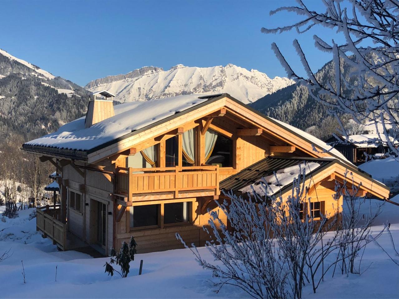 Chalet Nanook นอเทรอ-ดาม-เด-เบลล์คอมบ์ ภายนอก รูปภาพ