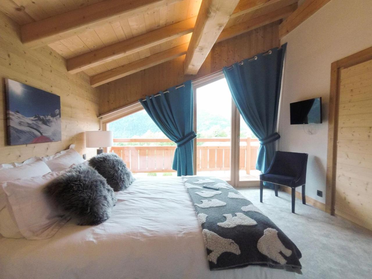 Chalet Nanook นอเทรอ-ดาม-เด-เบลล์คอมบ์ ภายนอก รูปภาพ