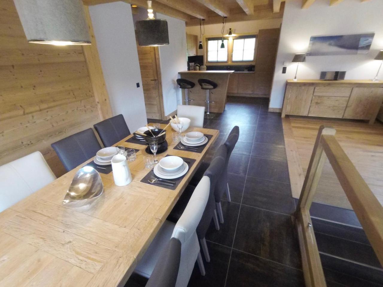 Chalet Nanook นอเทรอ-ดาม-เด-เบลล์คอมบ์ ภายนอก รูปภาพ