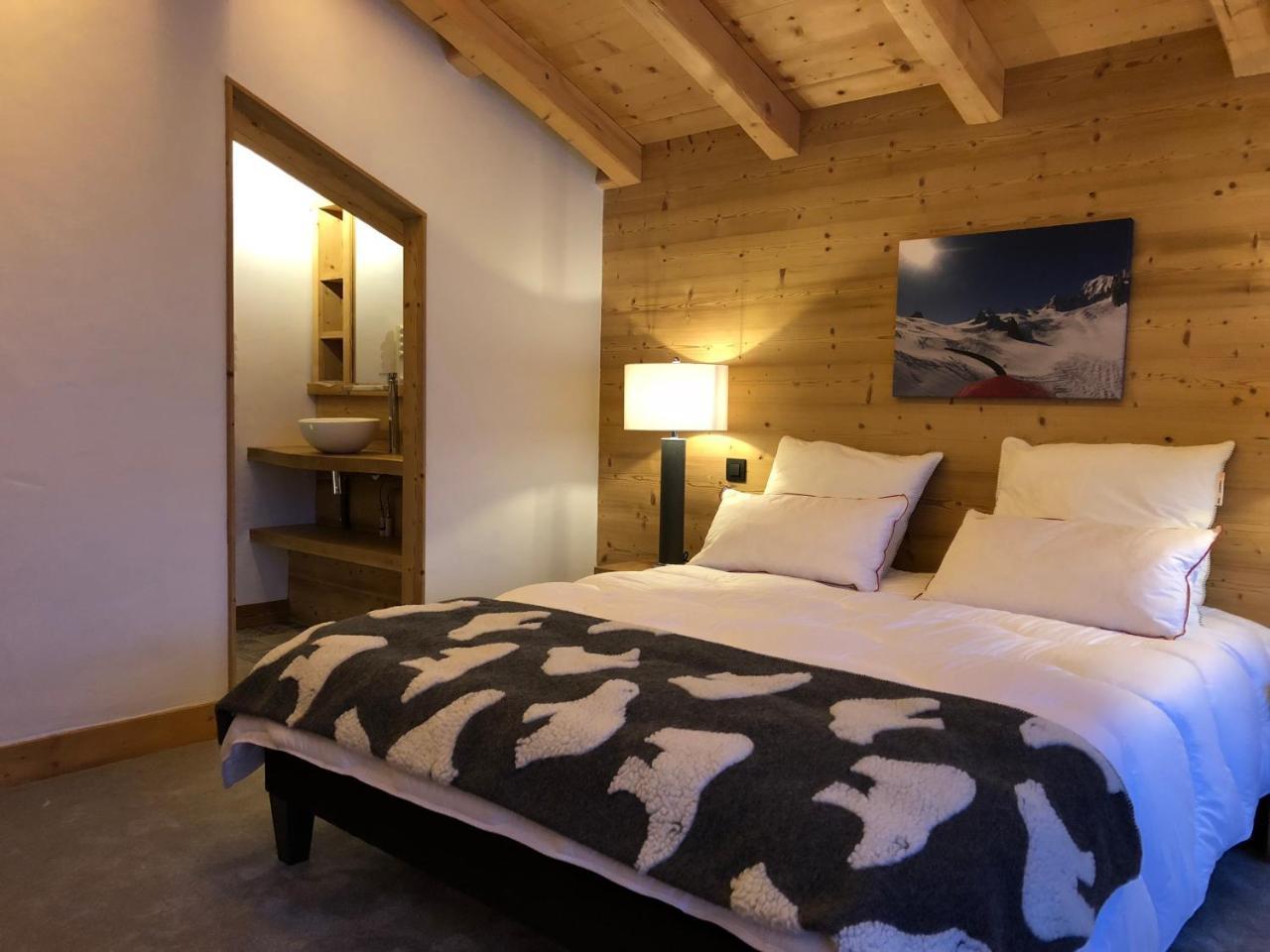 Chalet Nanook นอเทรอ-ดาม-เด-เบลล์คอมบ์ ภายนอก รูปภาพ